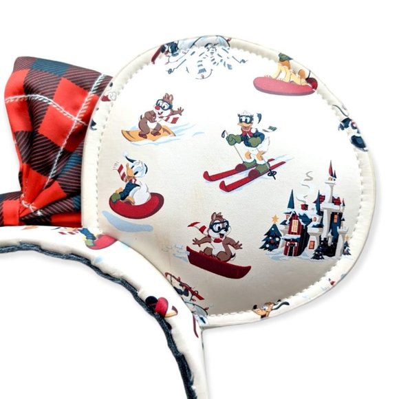 Minnie Mouse Ears Headband: Walt\'s Holiday Lodge, Skiing